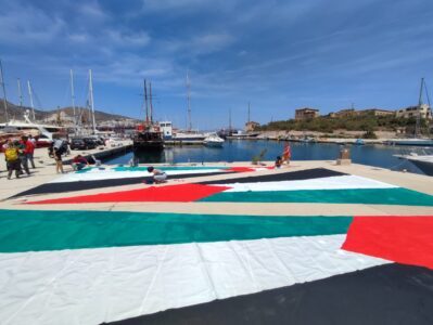 Painting the sails